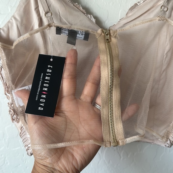 FASHION NOVA Floral Fresh Lace Set in Champagne Sz S High-Low Skirt & Crop Top - Picture 7 of 16